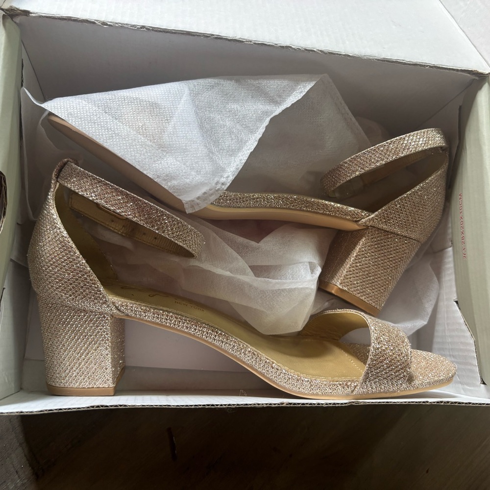 Elegant Gold Women's Block Heel Sandals